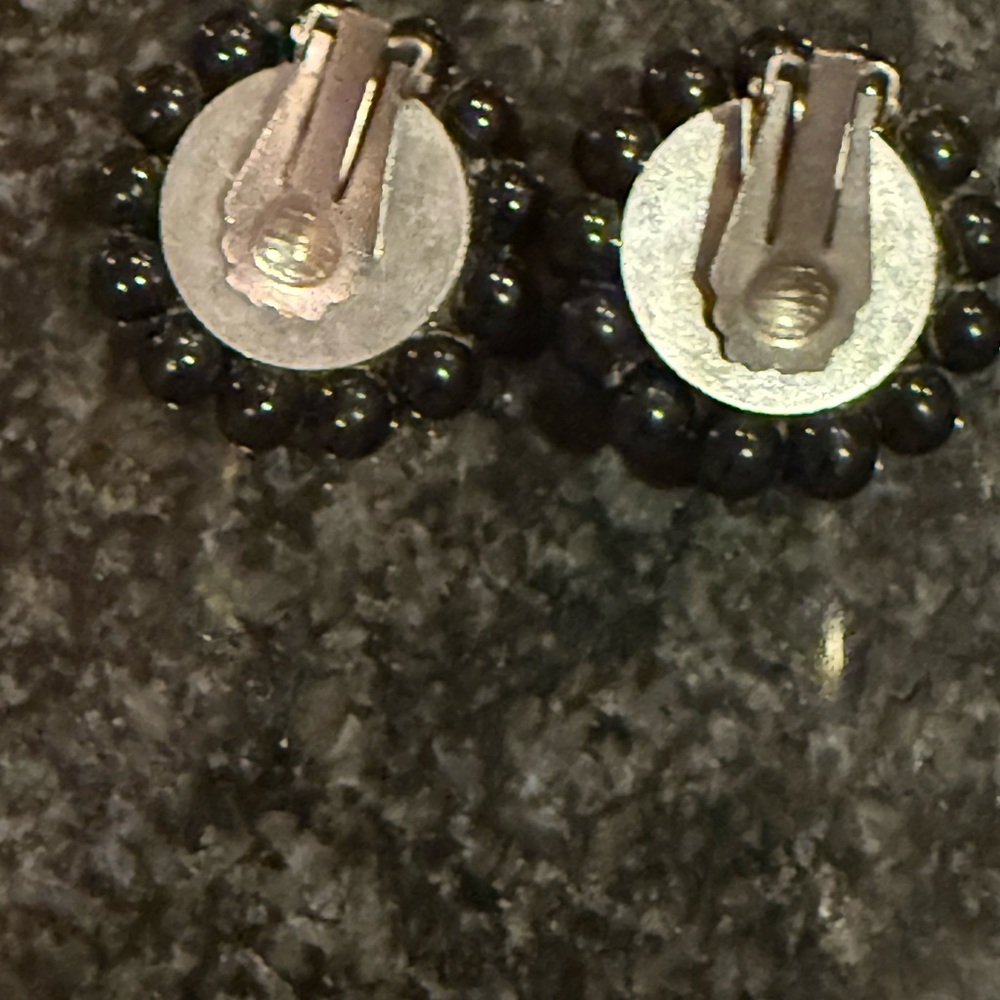 Vintage Earrings Black and Pearl Rhinestone Cluster Clip-Ons - Picture 9 of 10